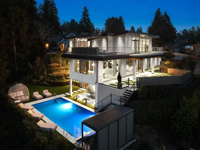 1405 28TH STREET - photo 3 of 40