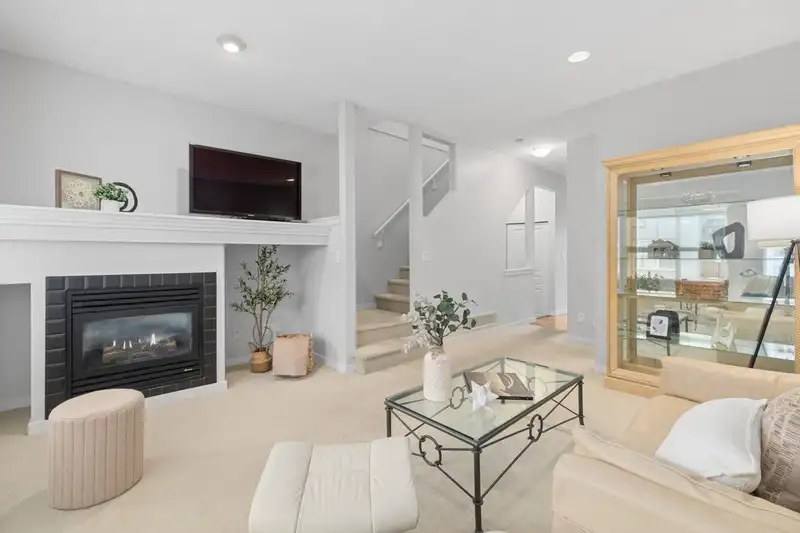 7 12677 63RD AVENUE - photo 3 of 28