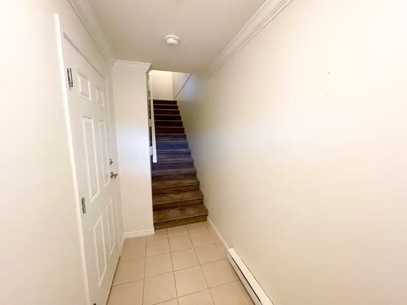 31 21535 88 AVENUE - photo 3 of 29