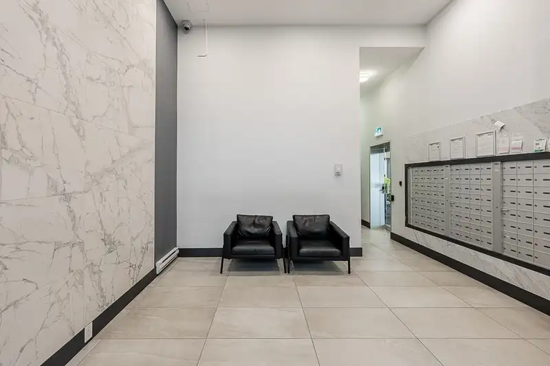 1803 518 WHITING WAY - photo 4 of 40
