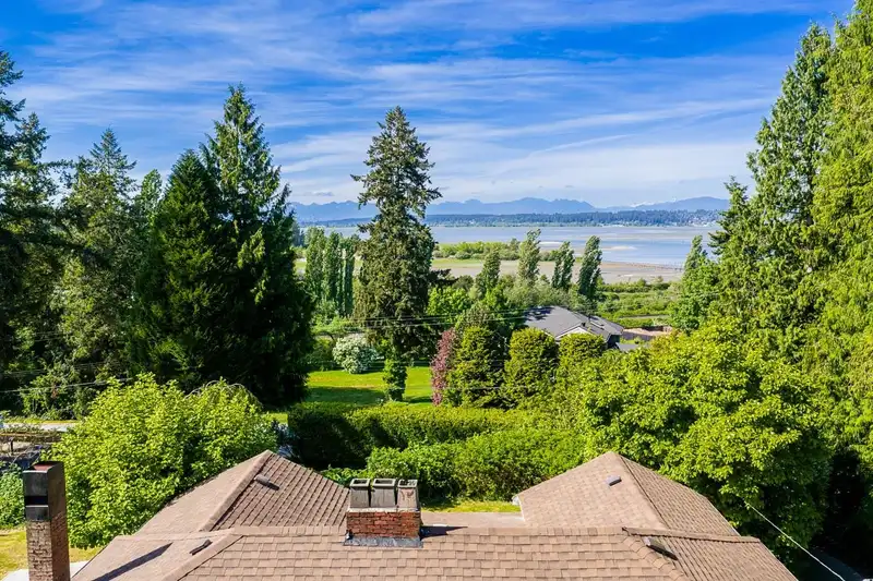 12520 CRESCENT ROAD - photo 1 of 34