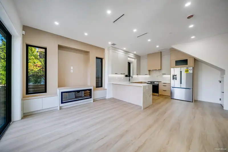 1 2636 MCGILL STREET - photo 2 of 28