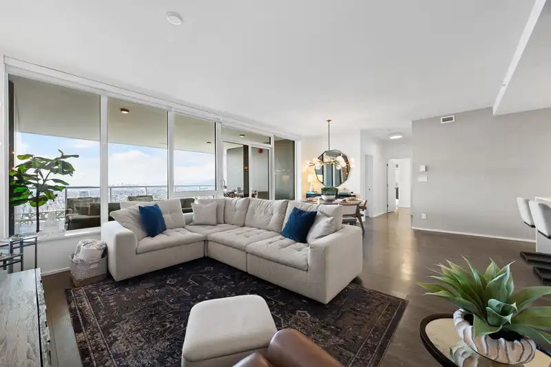 5605 1955 ALPHA WAY - photo 1 of 40