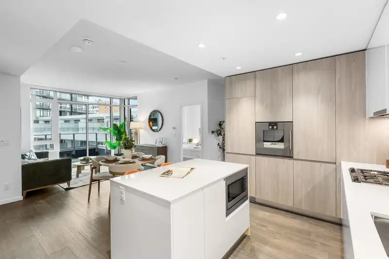927 6300 MINORU BOULEVARD - photo 1 of 40