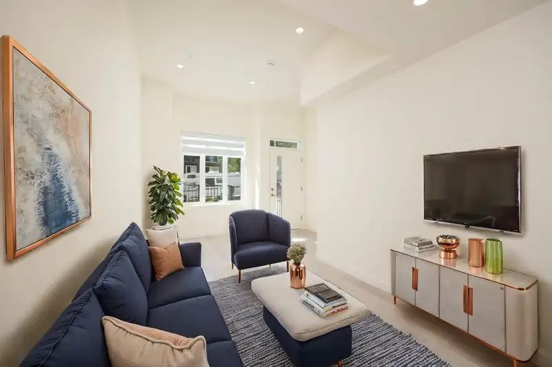 8 6929 BALMORAL STREET - photo 1 of 27