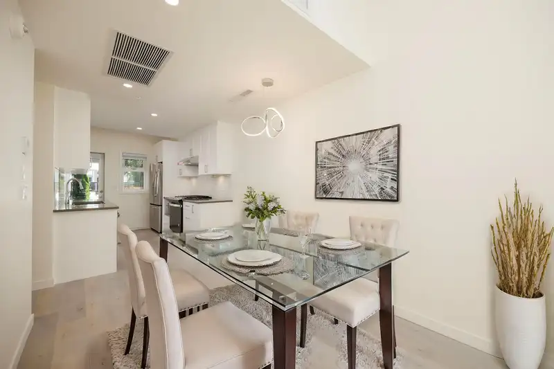8 6929 BALMORAL STREET - photo 3 of 27
