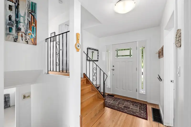 5259 12 AVENUE - photo 4 of 33