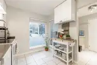9 3190 TAHSIS AVENUE - thumbnail 7