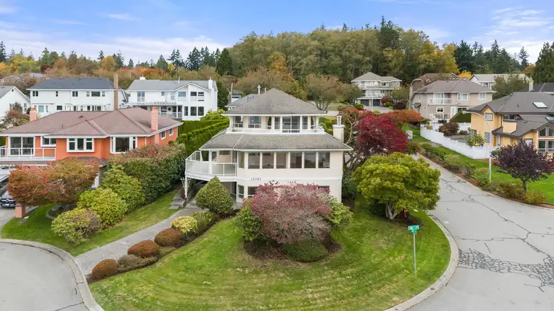 13395 14 AVENUE - photo 1 of 40