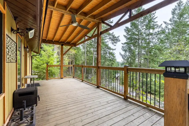 4825 SINCLAIR BAY ROAD - photo 2 of 40