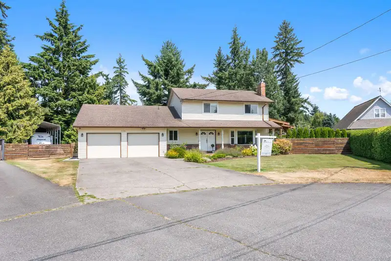 5714 247A STREET - photo 2 of 36