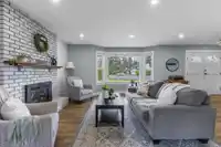 5714 247A STREET - thumbnail 9