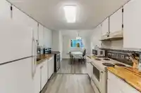 203 7162 133A STREET - thumbnail 5