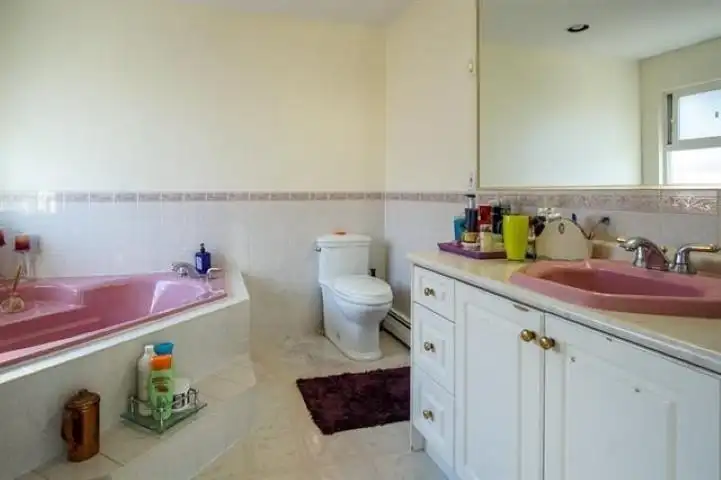 7143 130 STREET - photo 4 of 16