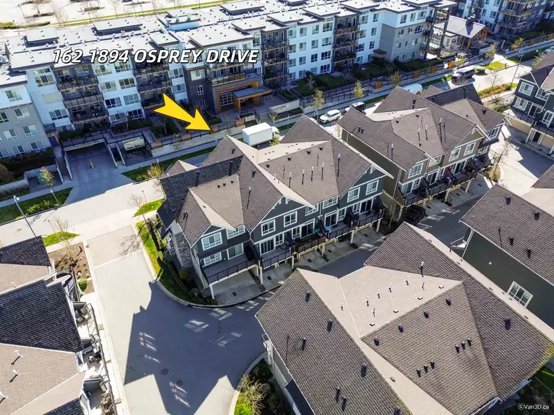 162 1894 OSPREY DRIVE - photo 4 of 40