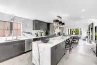4178 DONCASTER WAY - thumbnail 11