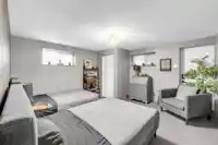 4178 DONCASTER WAY - thumbnail 34