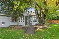3361 197A STREET - thumbnail 34