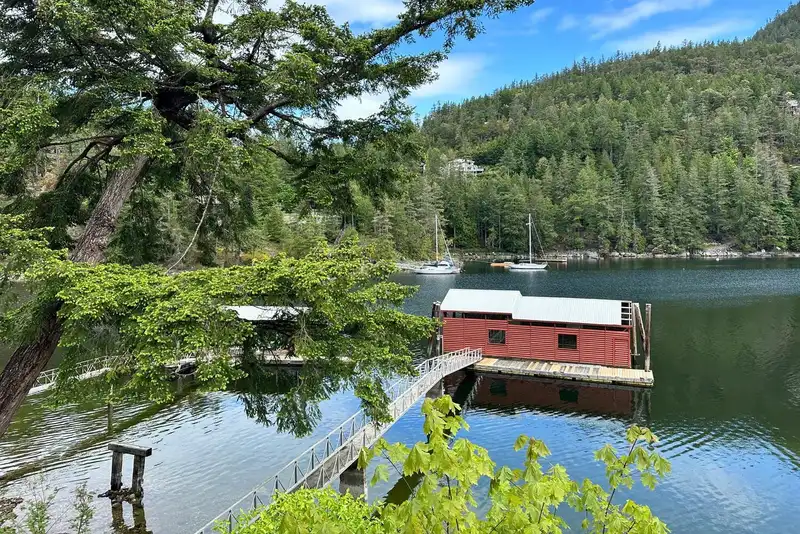 13119 NARROWS ROAD - photo 1 of 36