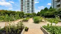 2808 2968 GLEN DRIVE - thumbnail 19