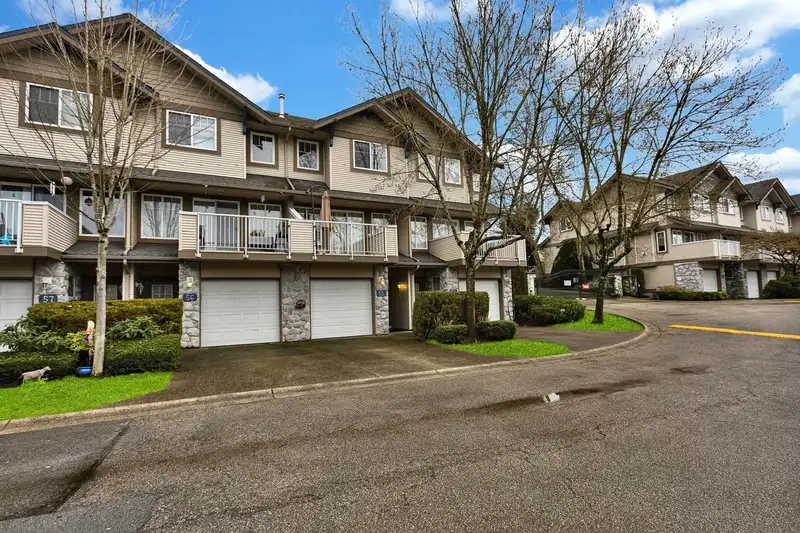 55 8888 151 STREET - photo 2 of 28