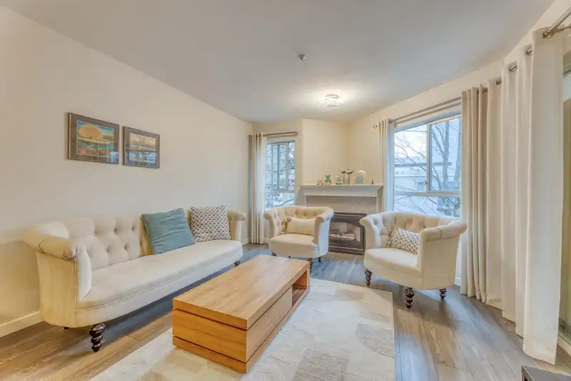 311 128 W 8TH STREET - photo 4 of 23