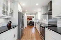 9212 211B STREET - thumbnail 10