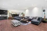 2890 202 STREET - thumbnail 4