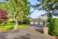 3152 204 STREET - thumbnail 2
