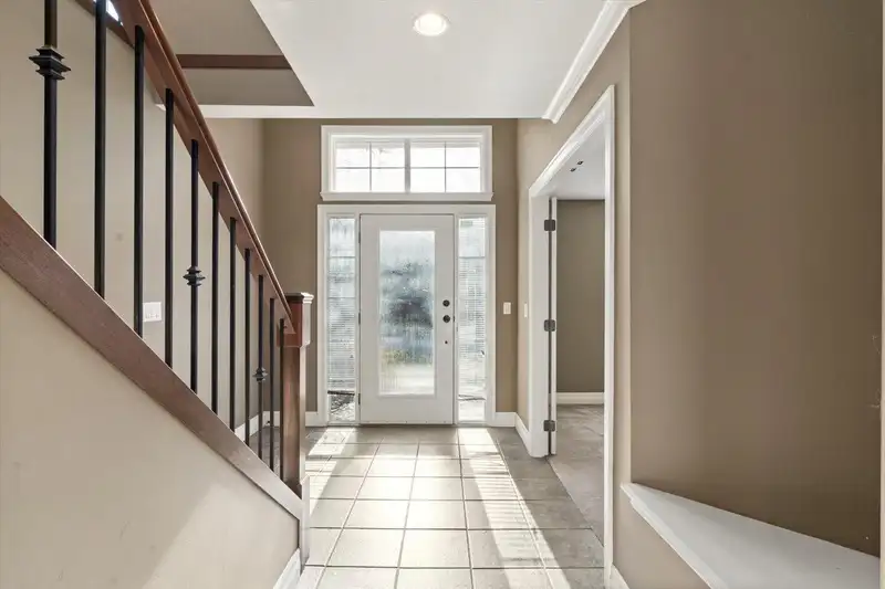 5895 GARRISON BOULEVARD - photo 4 of 40