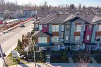 12 20763 76 AVENUE - thumbnail 32