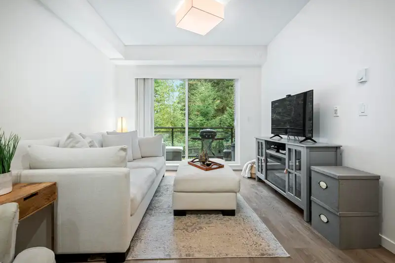 B107 20087 68TH AVENUE - photo 2 of 30