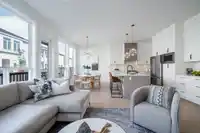 7513 205A STREET - thumbnail 8