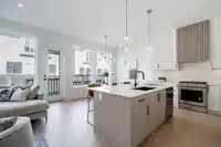 7513 205A STREET - thumbnail 9