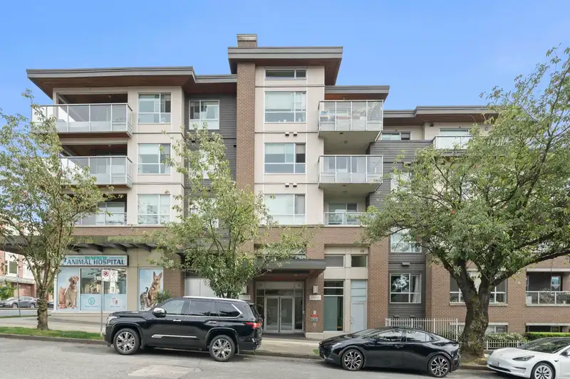 105 2888 E 2ND AVENUE - photo 1 of 26
