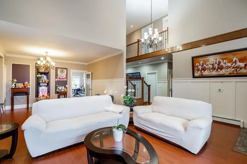 27760 PULLMAN AVENUE - photo 3 of 38