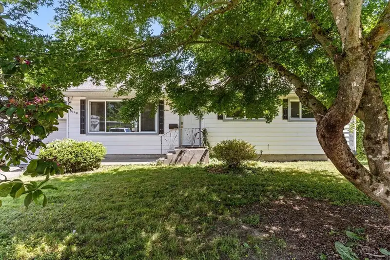 9740 CARLETON STREET - photo 3 of 40
