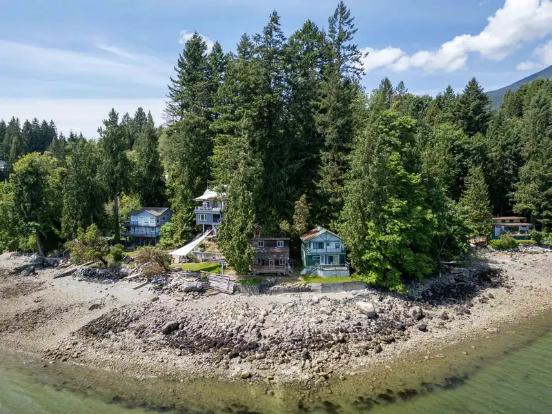 1498 TIDEVIEW ROAD - photo 1 of 38