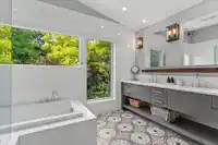 5664 MARINE DRIVE - thumbnail 6