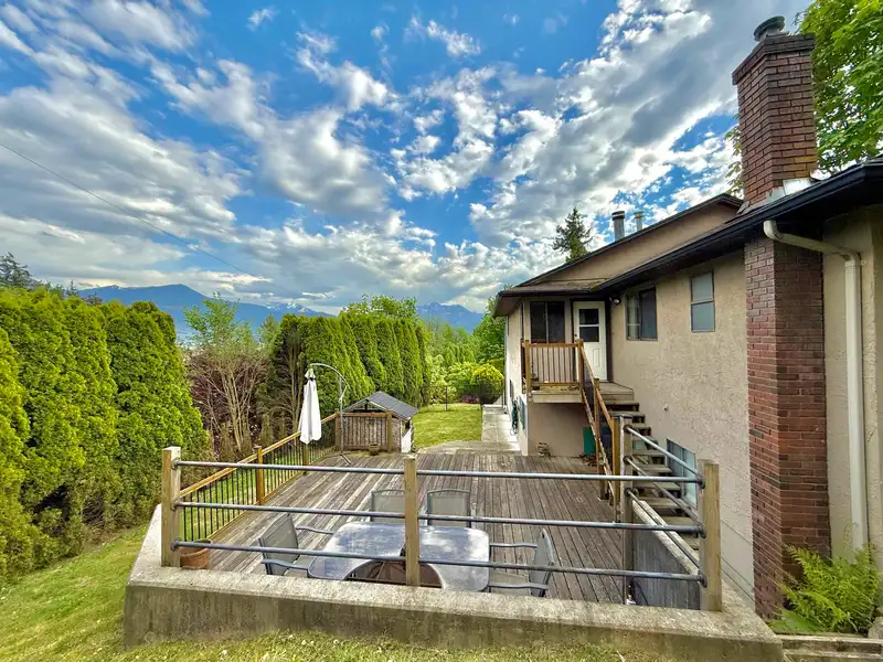 47600 MOUNTAIN PARK DRIVE - photo 2 of 6