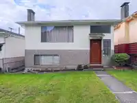 3478 E 2ND AVENUE - thumbnail 2