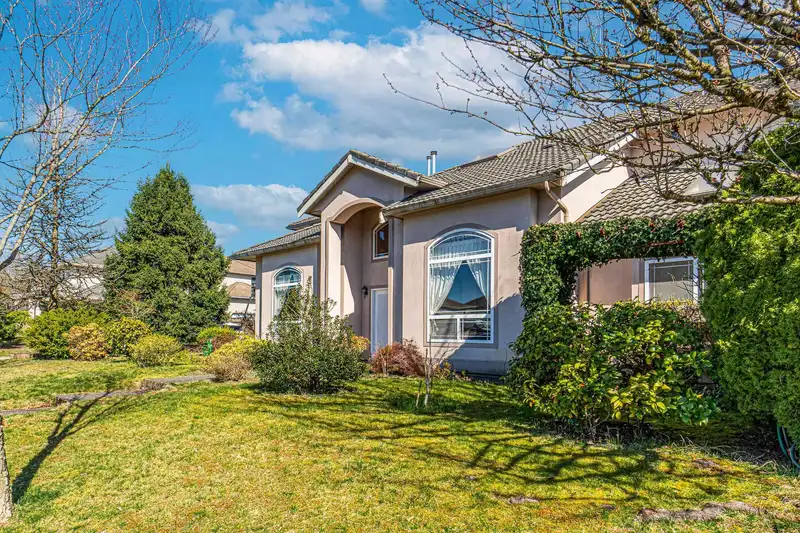 10970 155 STREET - photo 2 of 21