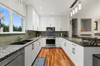 20496 67 AVENUE - thumbnail 4