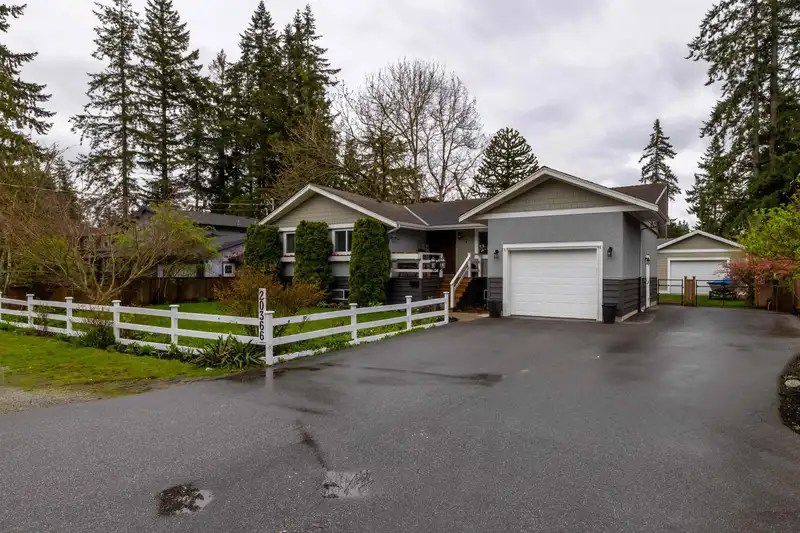 20366 43 AVENUE - photo 1 of 31