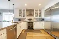 2262 WILLOUGHBY WAY - thumbnail 2