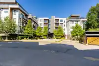 411 3182 GLADWIN ROAD - thumbnail 2