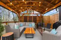 3774 QUALICUM CLOSE - thumbnail 38