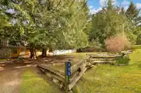 552 CLUB CRESCENT - thumbnail 37
