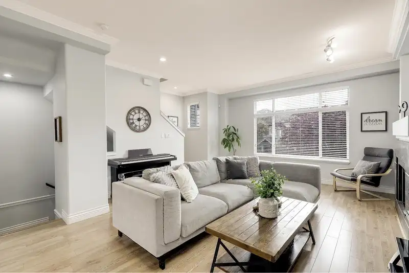 18 19330 69 AVENUE - photo 3 of 40