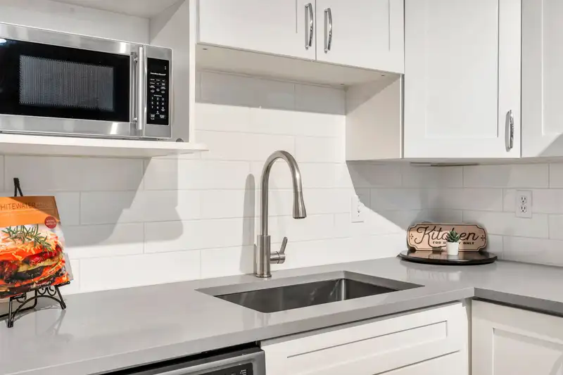 110 1215 PACIFIC STREET - photo 4 of 26